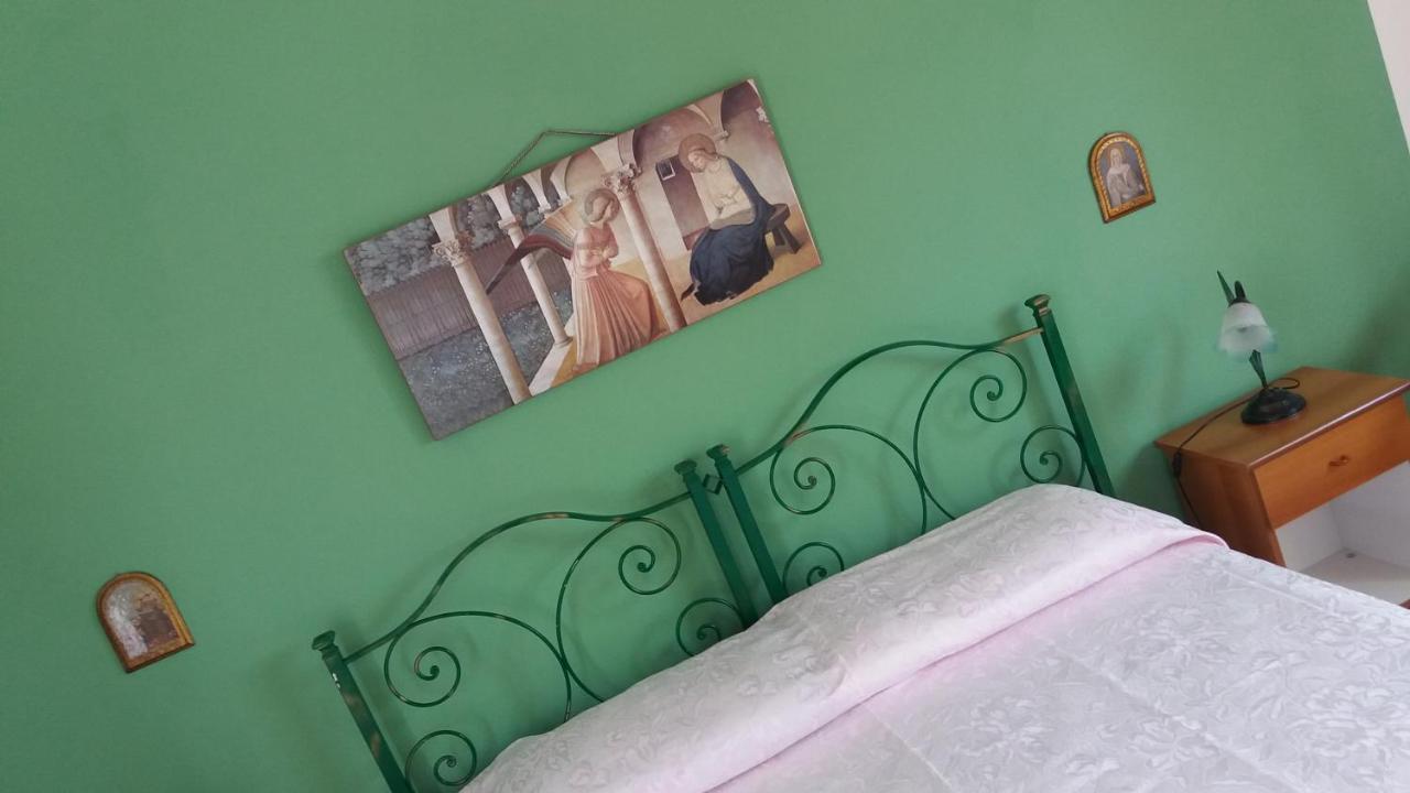 Bed And Breakfast Arcobaleno Custonaci Luaran gambar